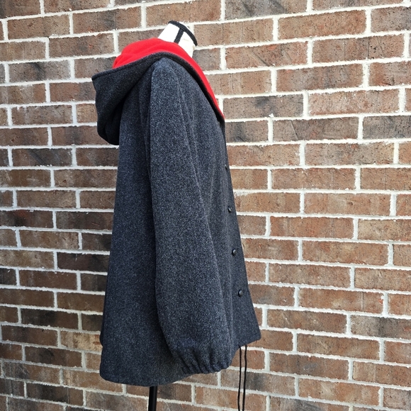 Vintage Gray Hooded Wool Coat with Red Interior Trim - Picture 5 of 16